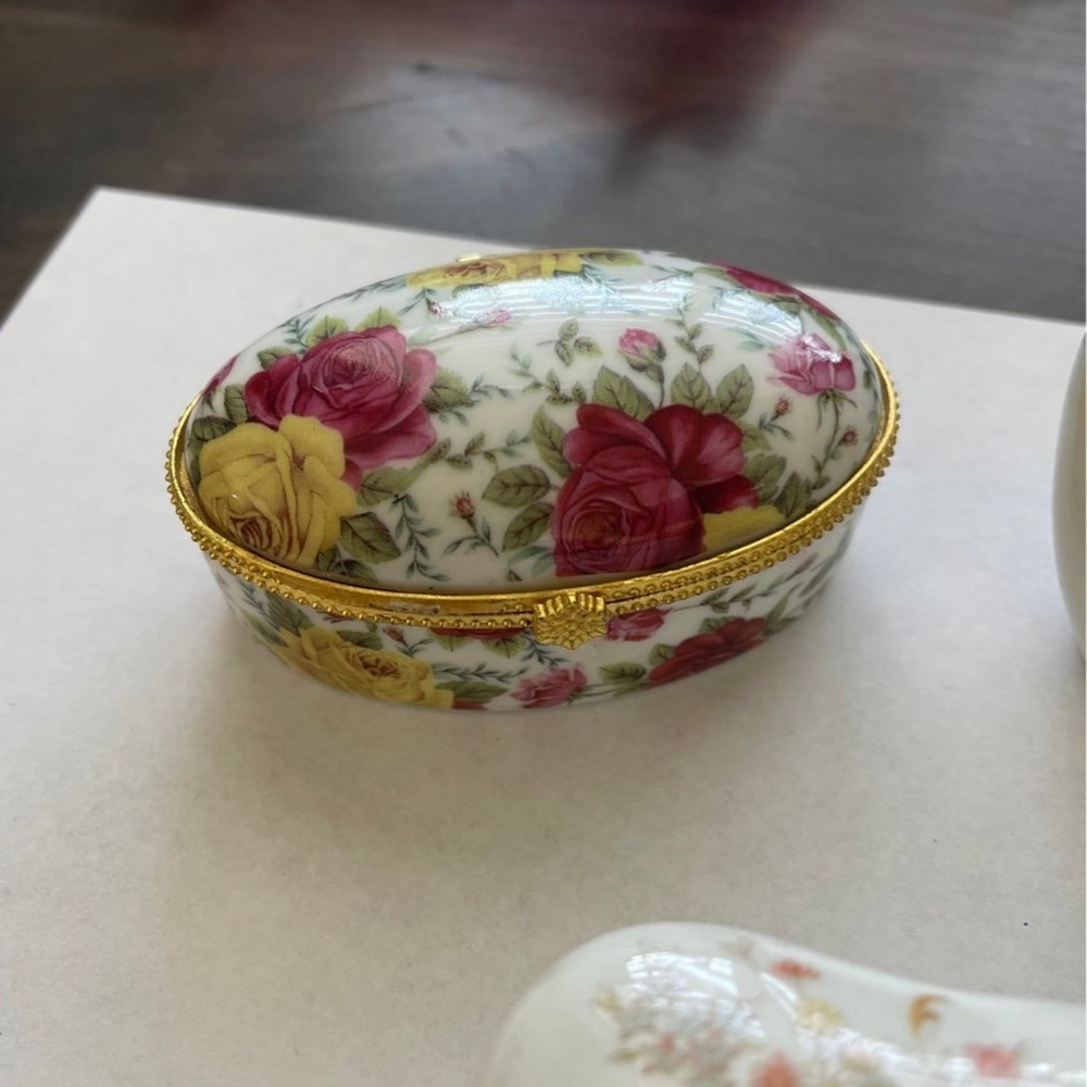 Trinket Boxes Vintage Set Of Three - Picture 3 of 9